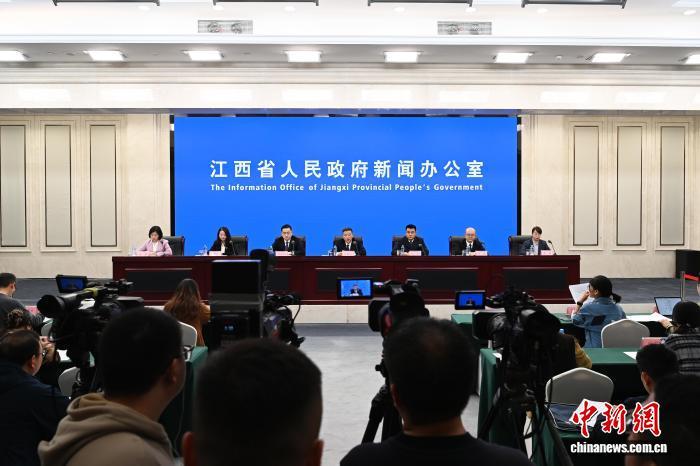 10月29日,江西省“十四五”司法行政工作改革发展成效新闻发布会在南昌召开。王剑 摄