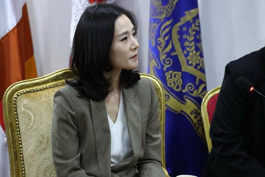 APEC峰会刷屏的韩国女次长是谁?