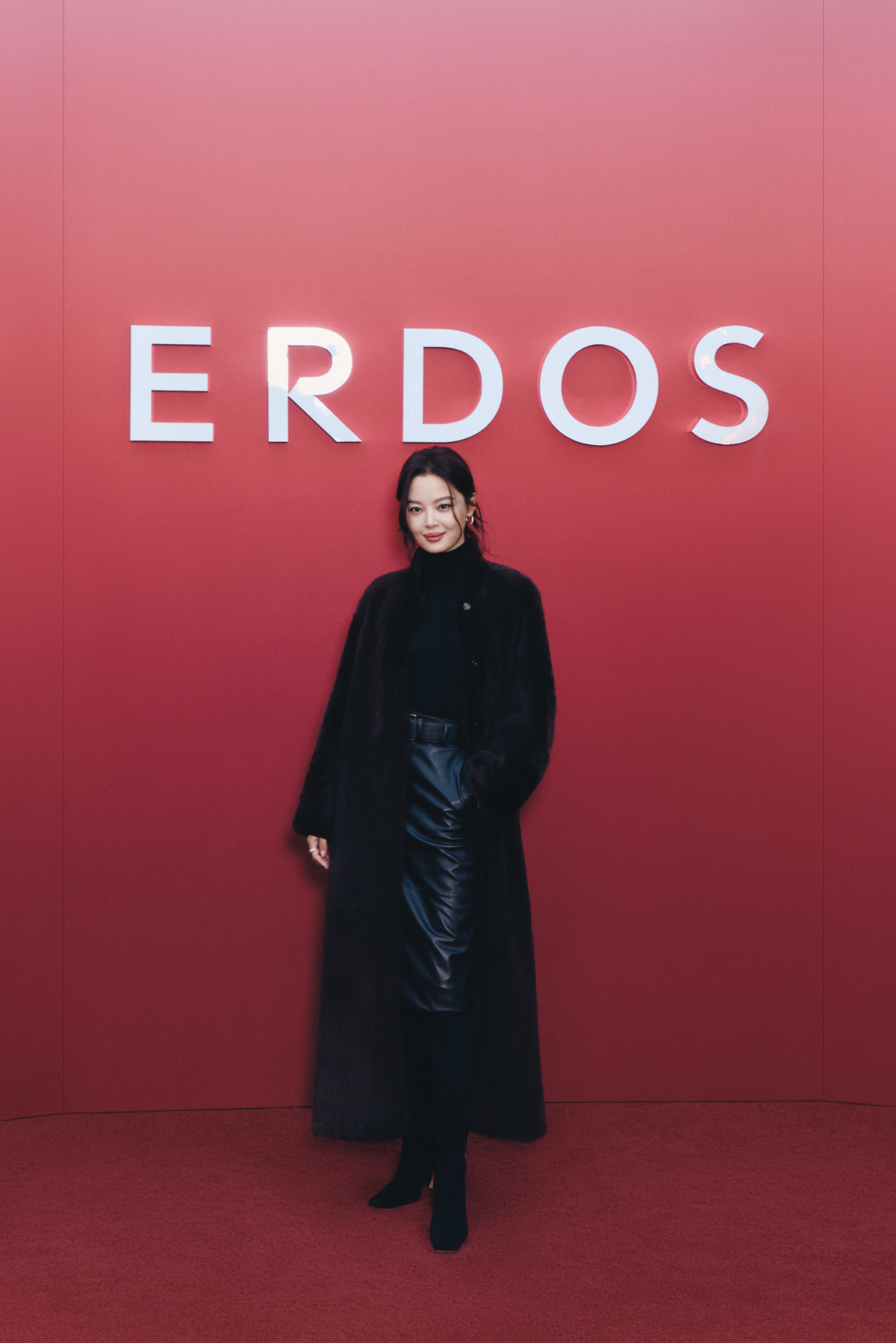 「GOLDEN DAYS北京」ERDOS 2025秋冬时装秀 于北京金秋自由盛放