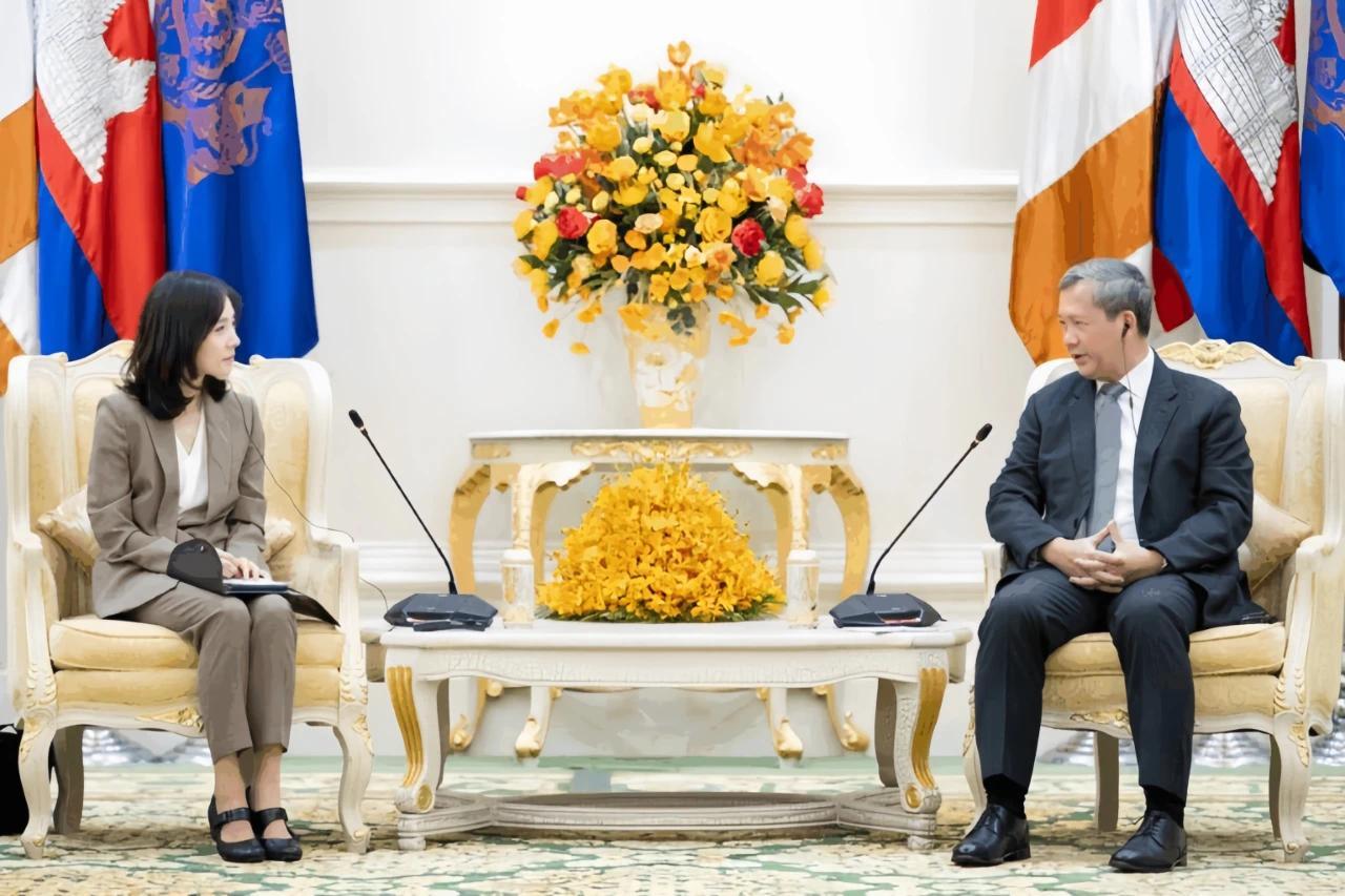 APEC峰会刷屏的韩国女次长是谁?