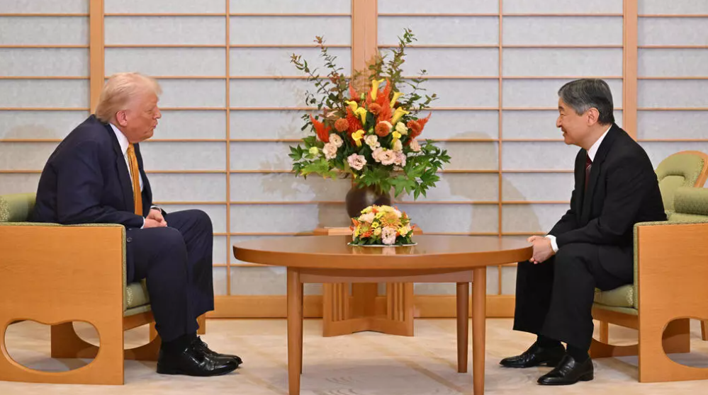 特朗普与日本天皇会面,日媒披露谈话内容