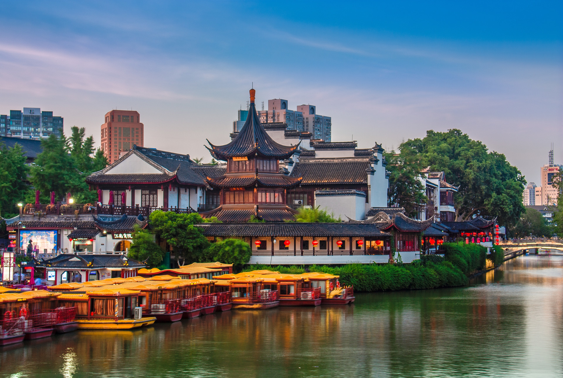 不止于足球!苏超决赛周末,南京全城变身文旅消费狂欢地