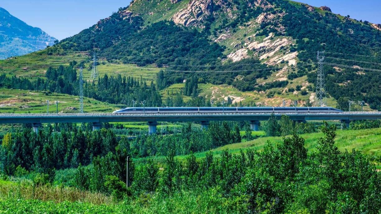 日兰高铁入选2025年“美丽交通建设实践案例”