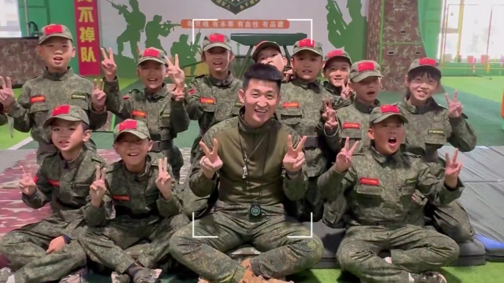 甘肃肃州退役军人变身孩子王　别YOUNG创业故事讲给你听