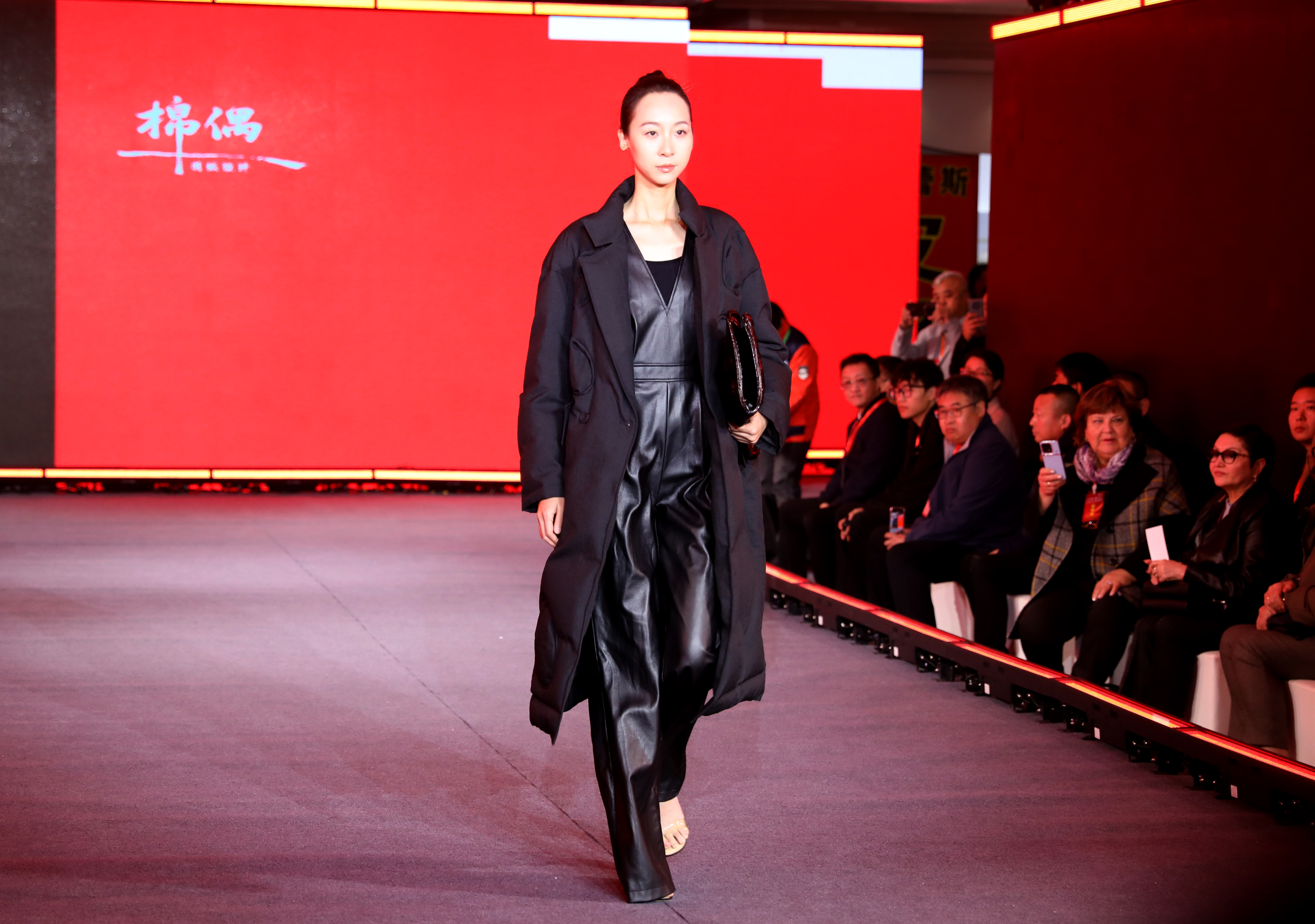 2025中国（大营）国际皮草博览会开幕