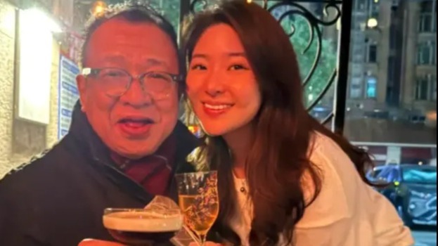 父爱如山！许绍雄患癌仍多次陪女儿辛苦拍视频，曾暗示身体出问题封面图