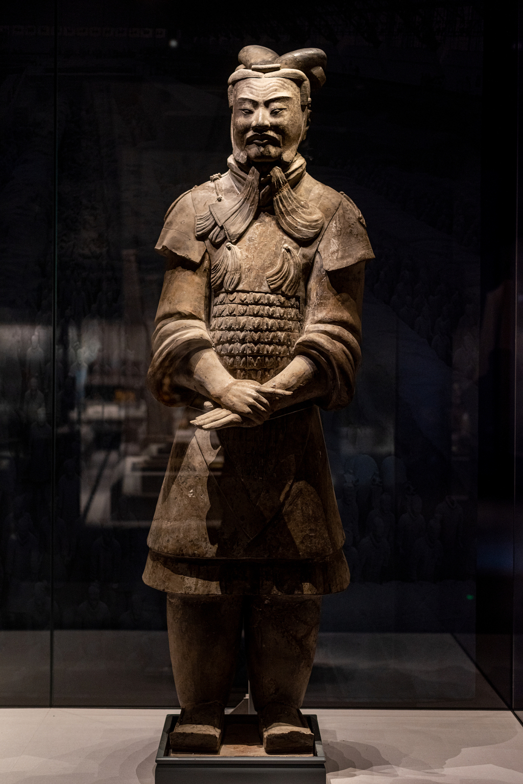 秦始皇陵兵马俑坑出土站立俑