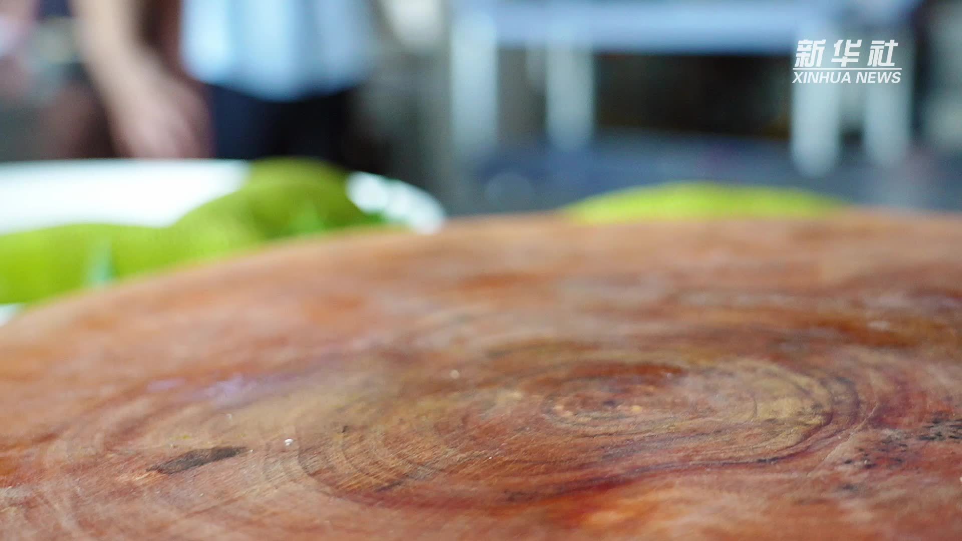 云南元江：菠萝蜜“炒炖蒸”水果宴上新