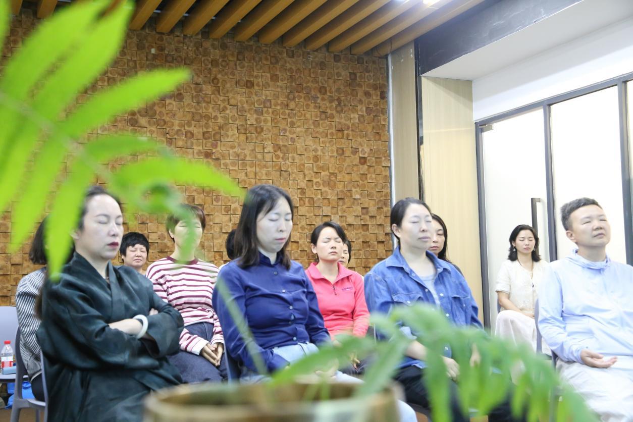 沙河街道女性创业者联盟举办“正念减压”沙龙