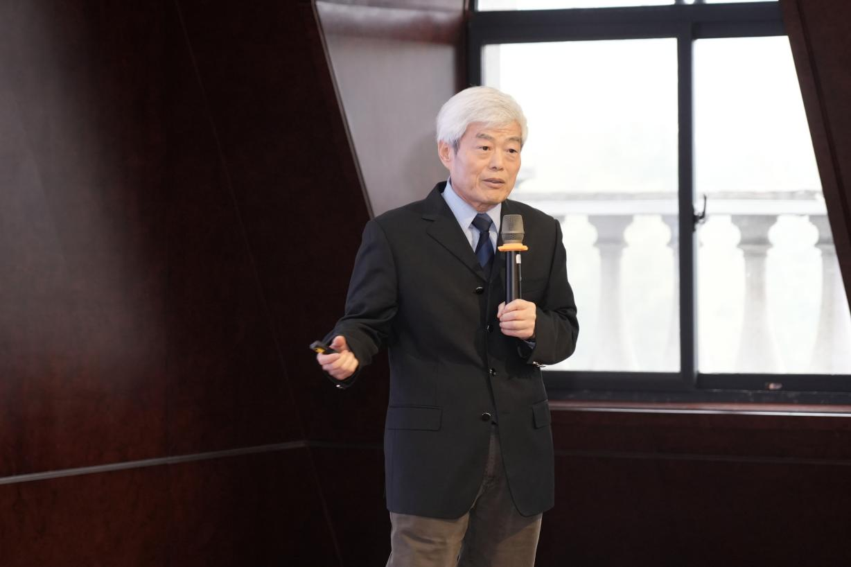 西交利物浦大学执行校长席酉民作主旨演讲