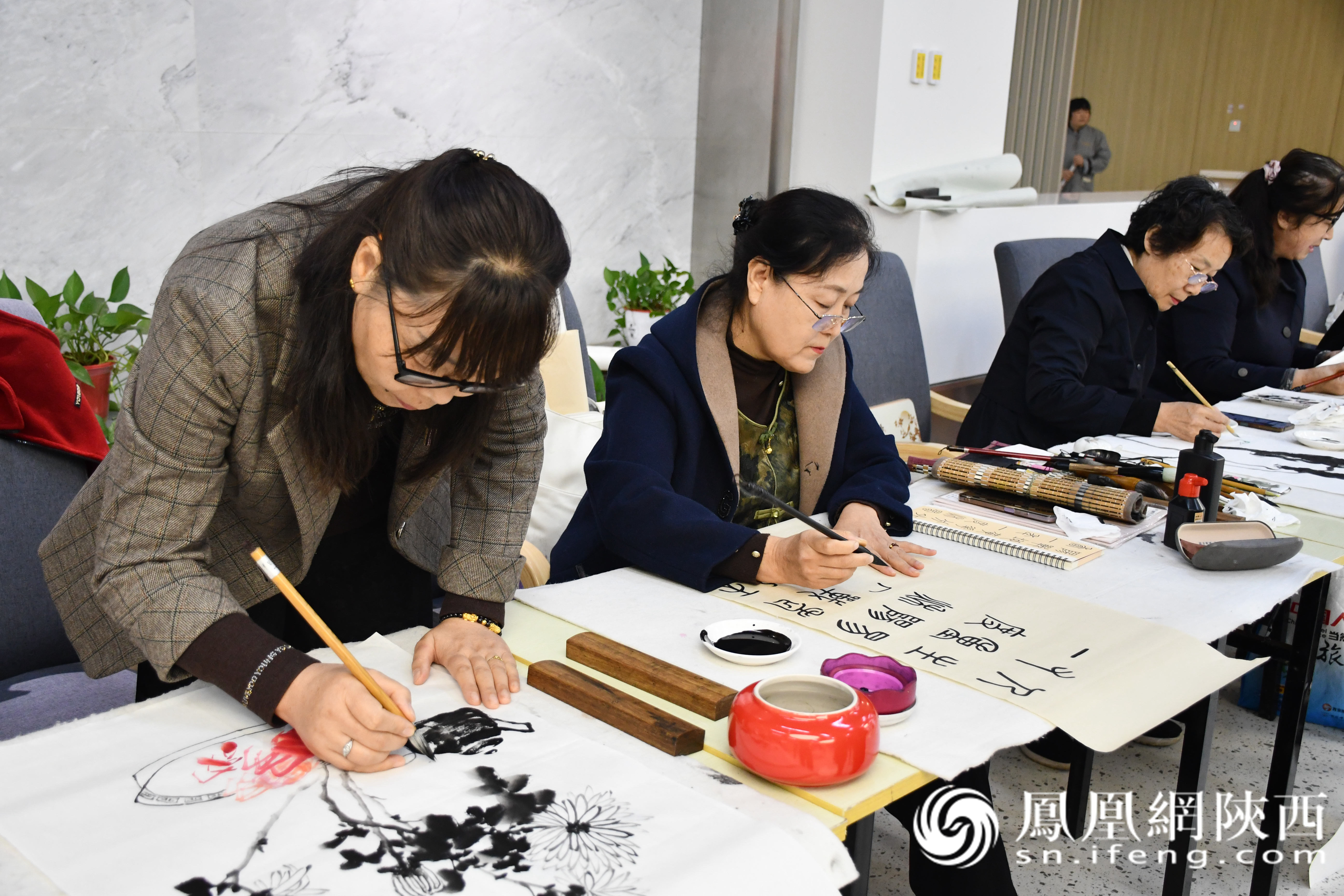 重阳赏秋添暖意 网络守护享安康 2025年西安市“网络中国节”重阳主题活动成功举办