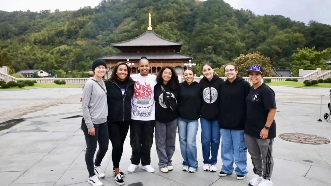 从绿茵对决到文化交流，一场赛事让世界看见奉化！