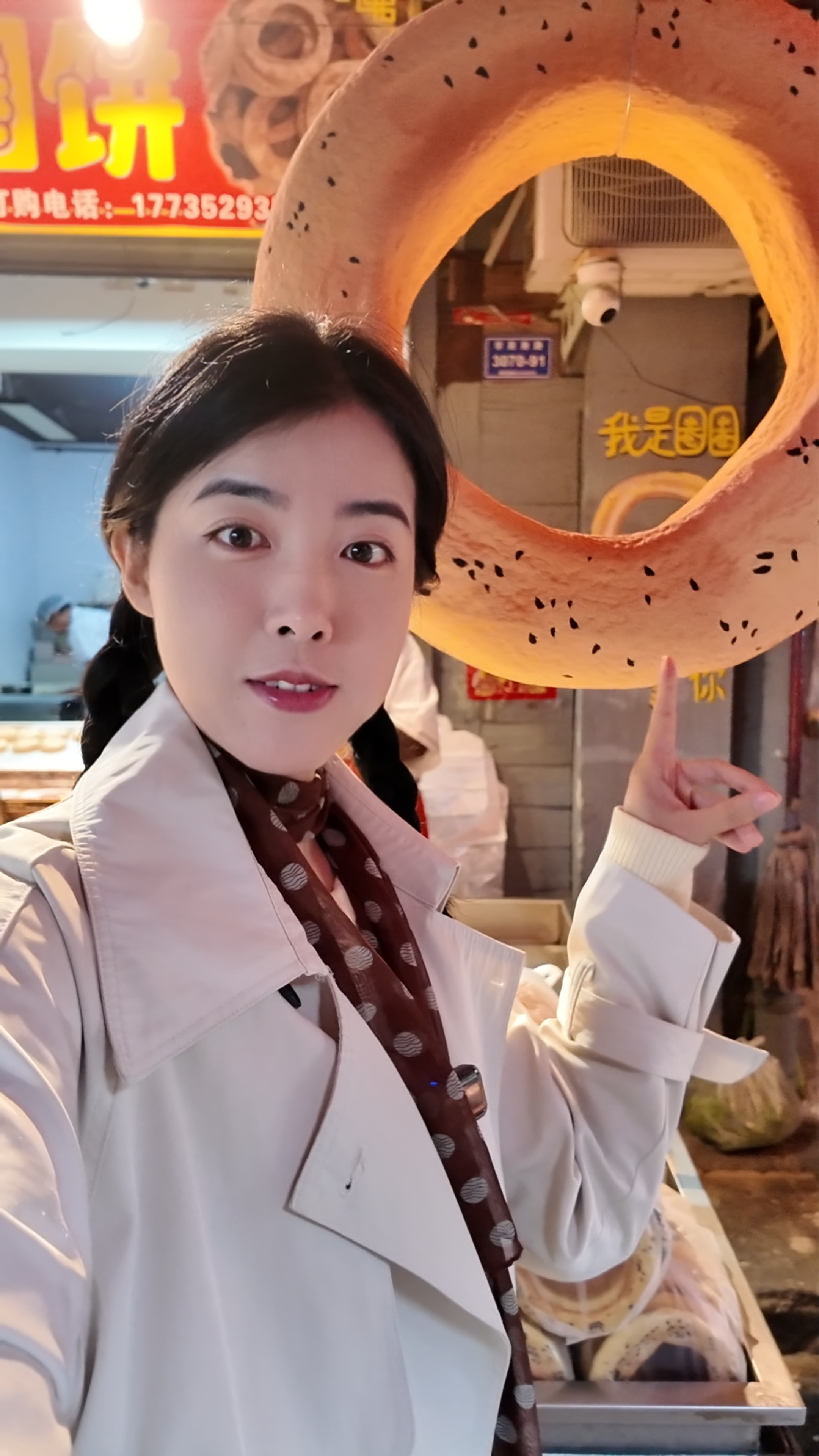 @柠檬同学和圈圈馍合影