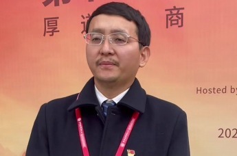 凤凰在现场 | 济南市儒商公益促进会创会会长张洪嘉：发挥纽带作用，做好招商引资的联络员、宣传员