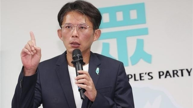 黄国昌恭喜郑丽文当选国民党主席：随时展开欢迎的双臂等候见面