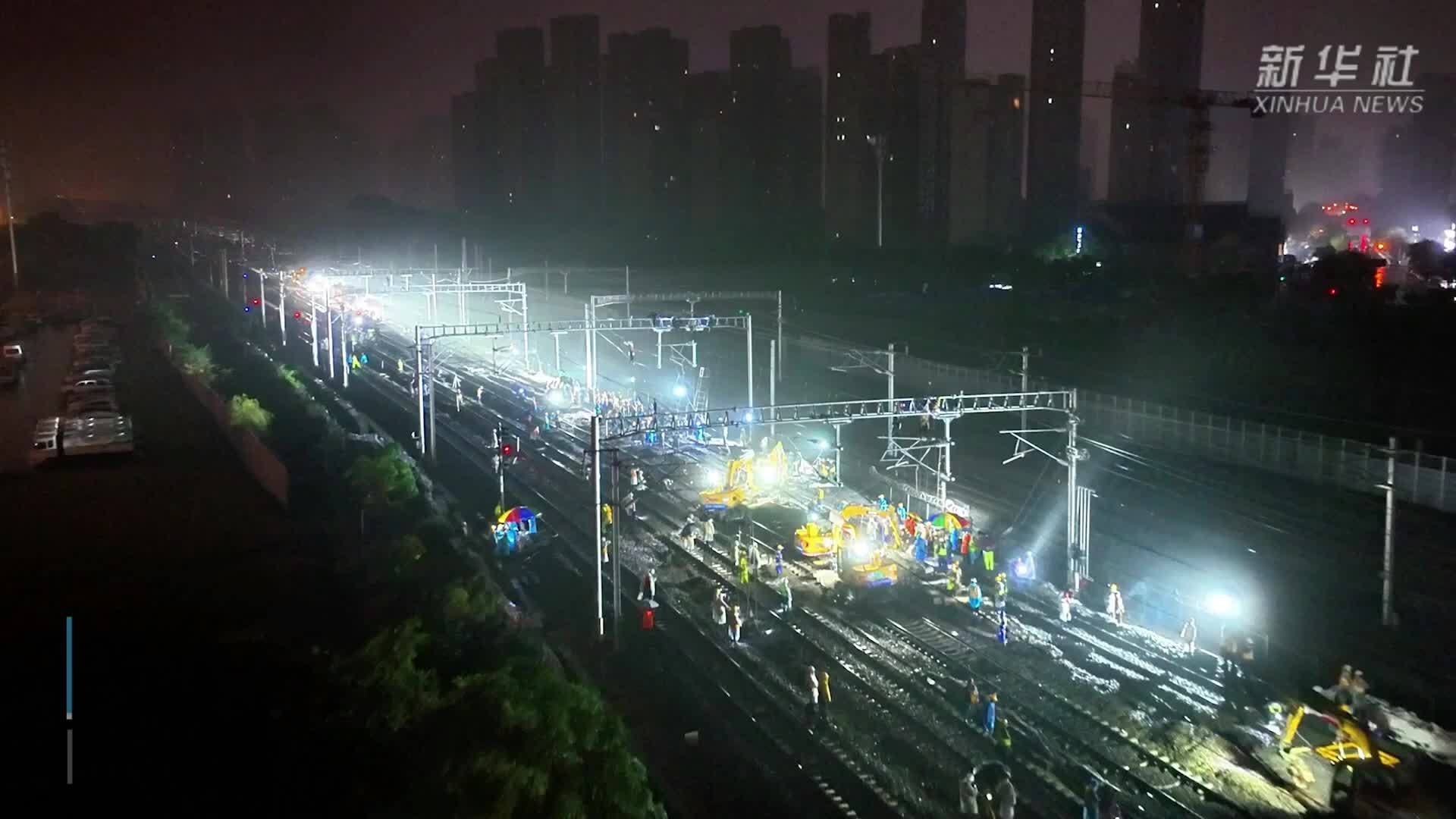 合肥西站站线及信号设备全部启用