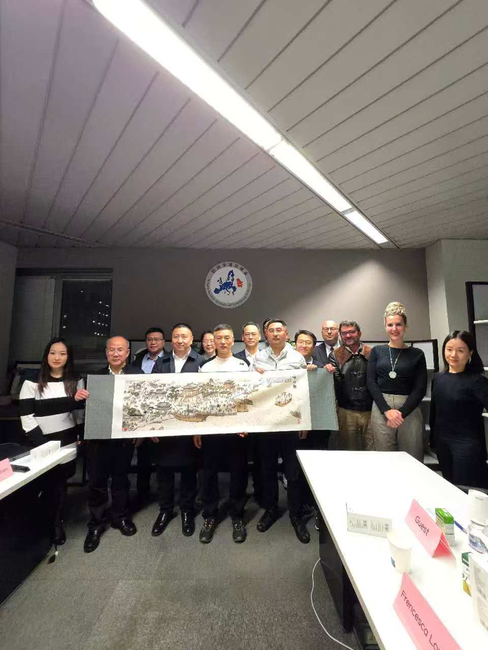 宁波市委常委、组织部部长蒋伟峰一行到访欧洲宁波总商会