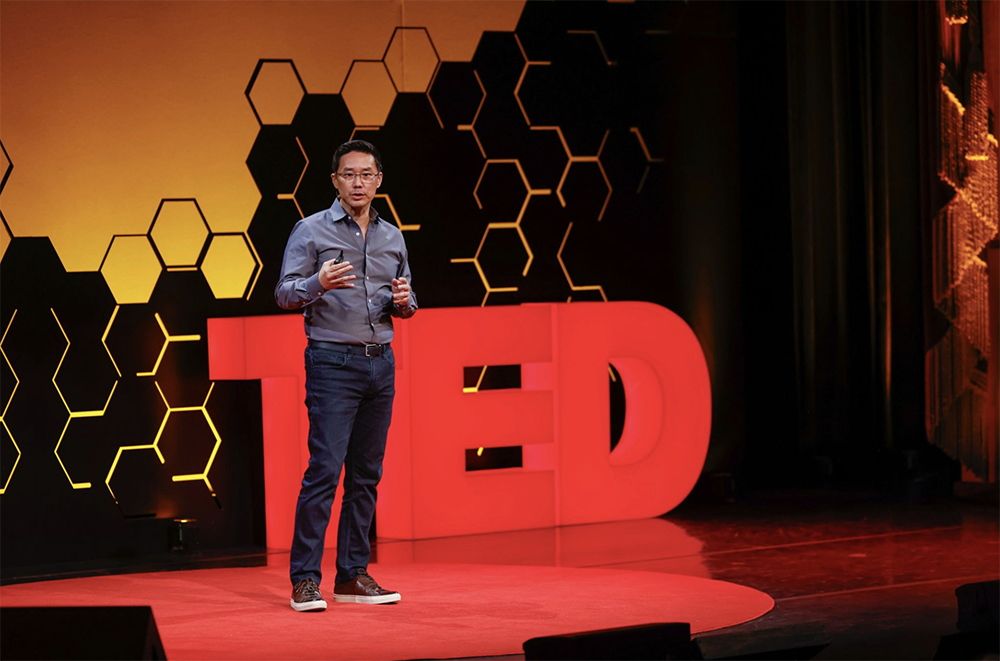 ▲SambaNova联合创始人兼CEO Rodrigo Liang在TED社区演讲