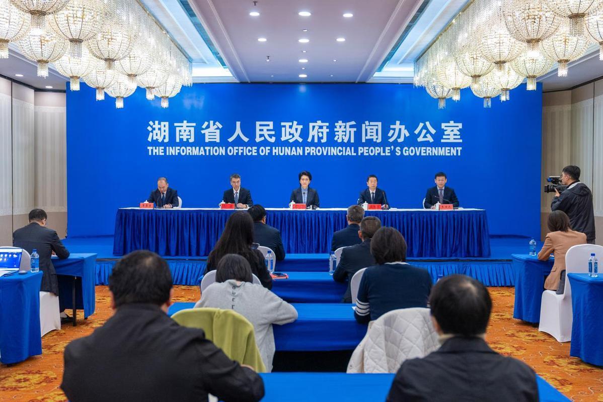 发布会现场。傅聪 摄