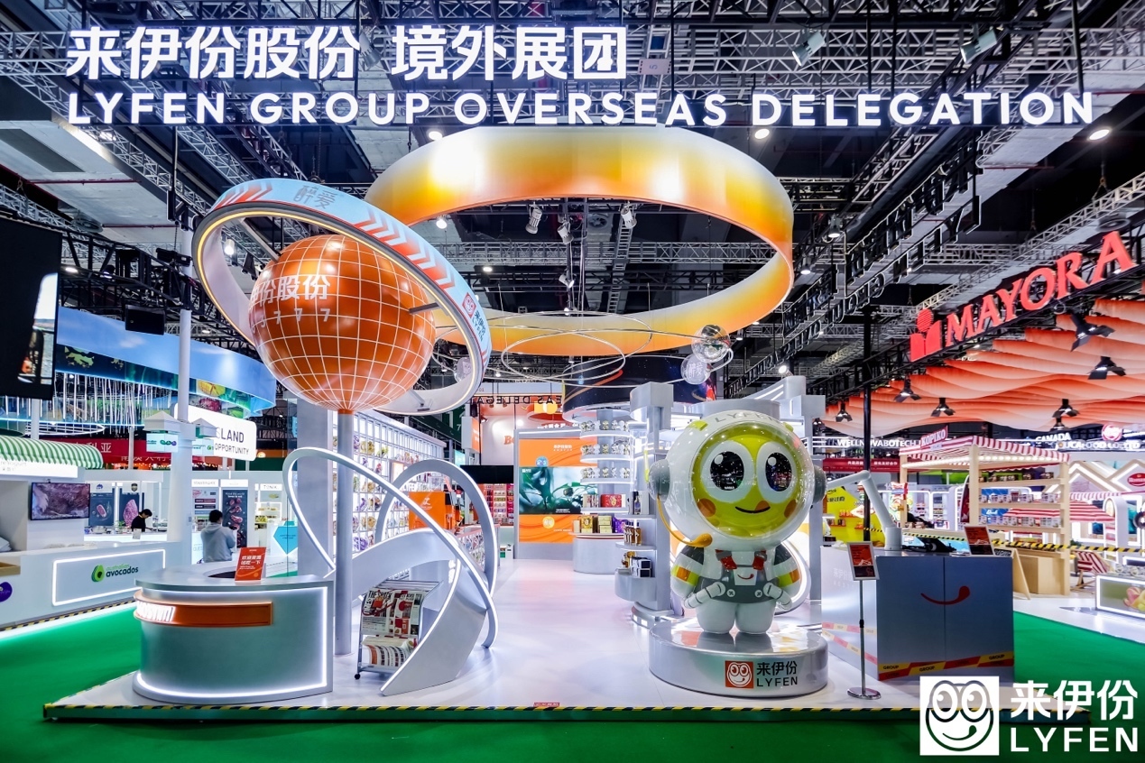 来伊份揭晓健康零食新风向:进博会展“五低标准”战略成果