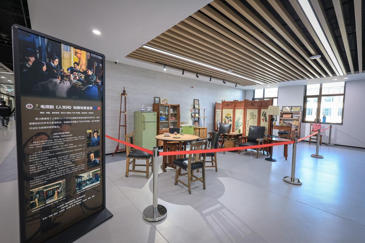 剧组拍摄实景还原。