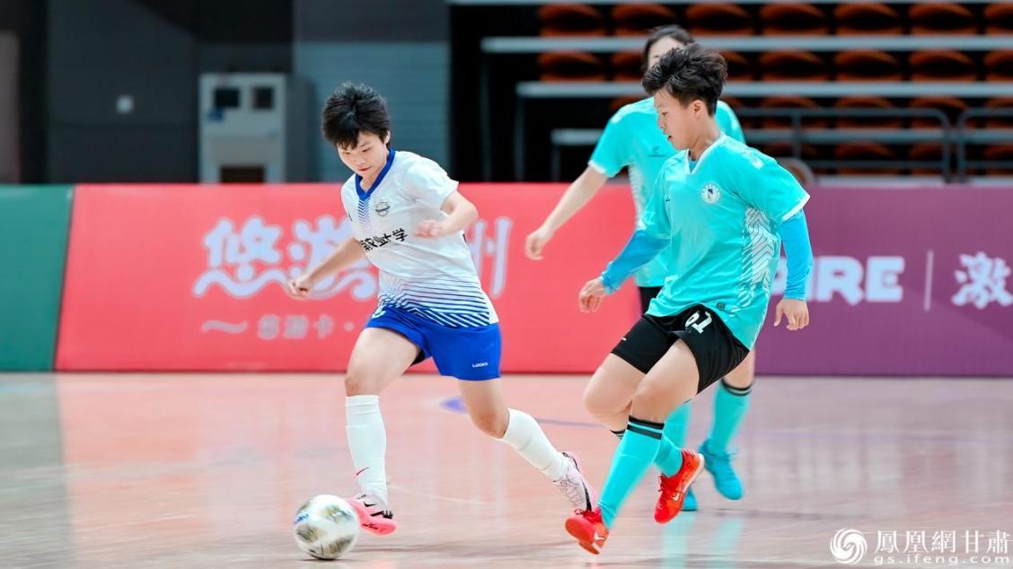 云南玉昆农大队与首都体院队的首场比赛对抗激烈,看点十足。