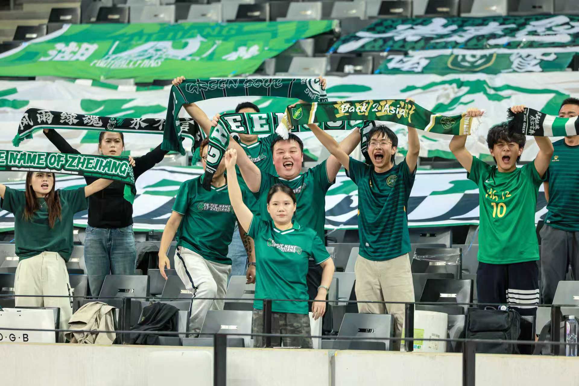 青春风暴强势席卷,十五运会U20男足小组赛落幕