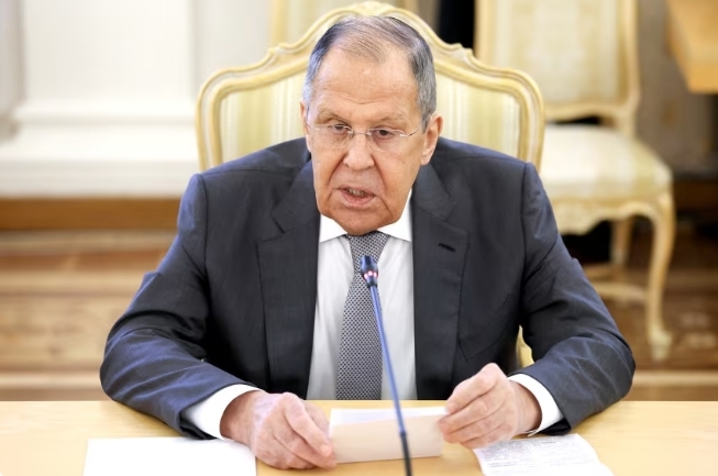 普特峰会取消,俄外长“失宠”?克宫回应