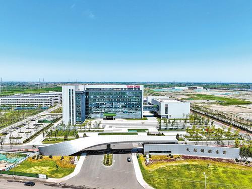 近日航拍的天柱钢铁厂区。 天柱钢铁供图