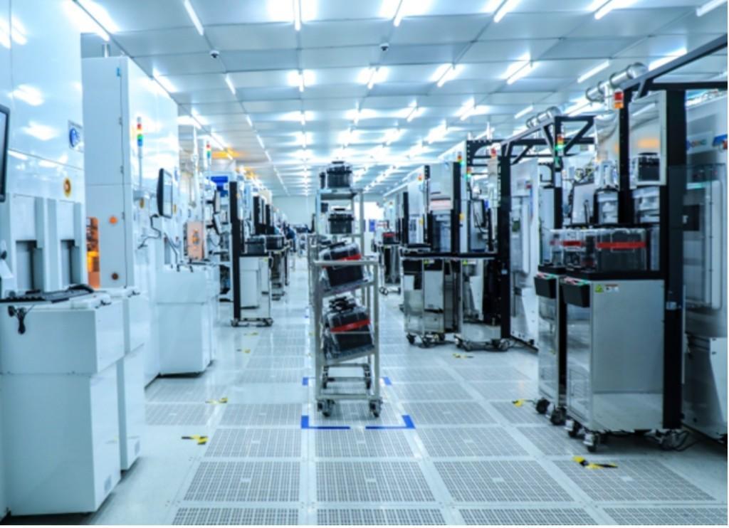 光电子先导院8英寸硅光平台白光区