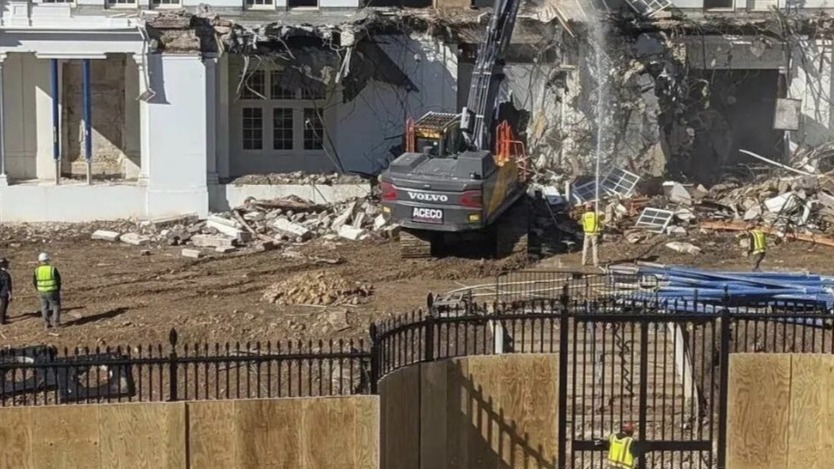 白宫东翼被彻底拆除，特朗普违法了吗？