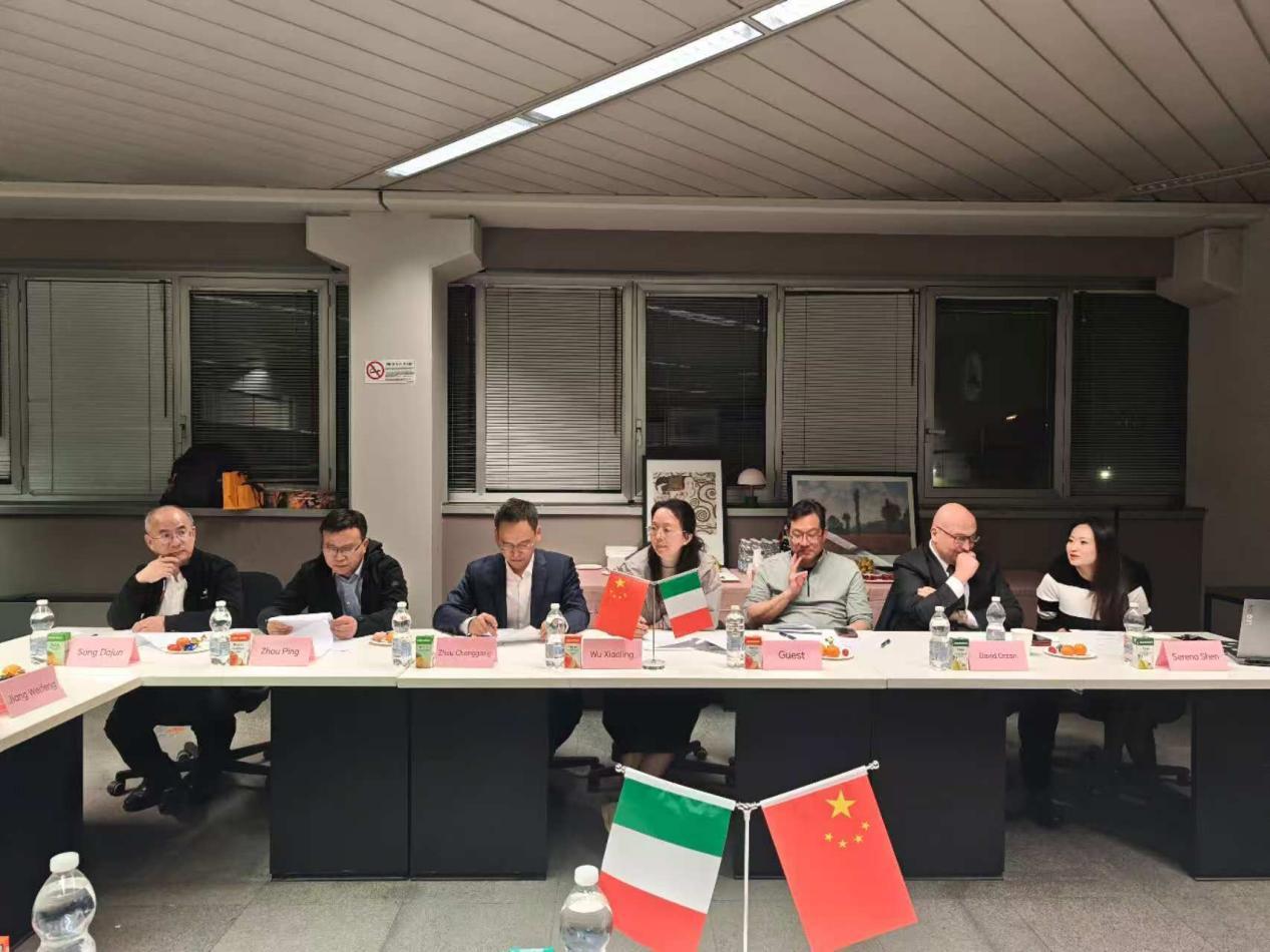 宁波市委常委、组织部部长蒋伟峰一行到访欧洲宁波总商会