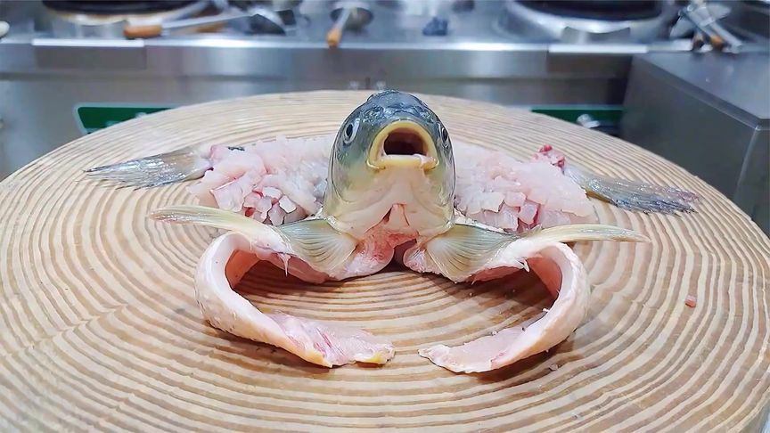 你不曾见过的又一经典鲁菜巅峰之作，春暖花开，金蟾鱼奔你而来