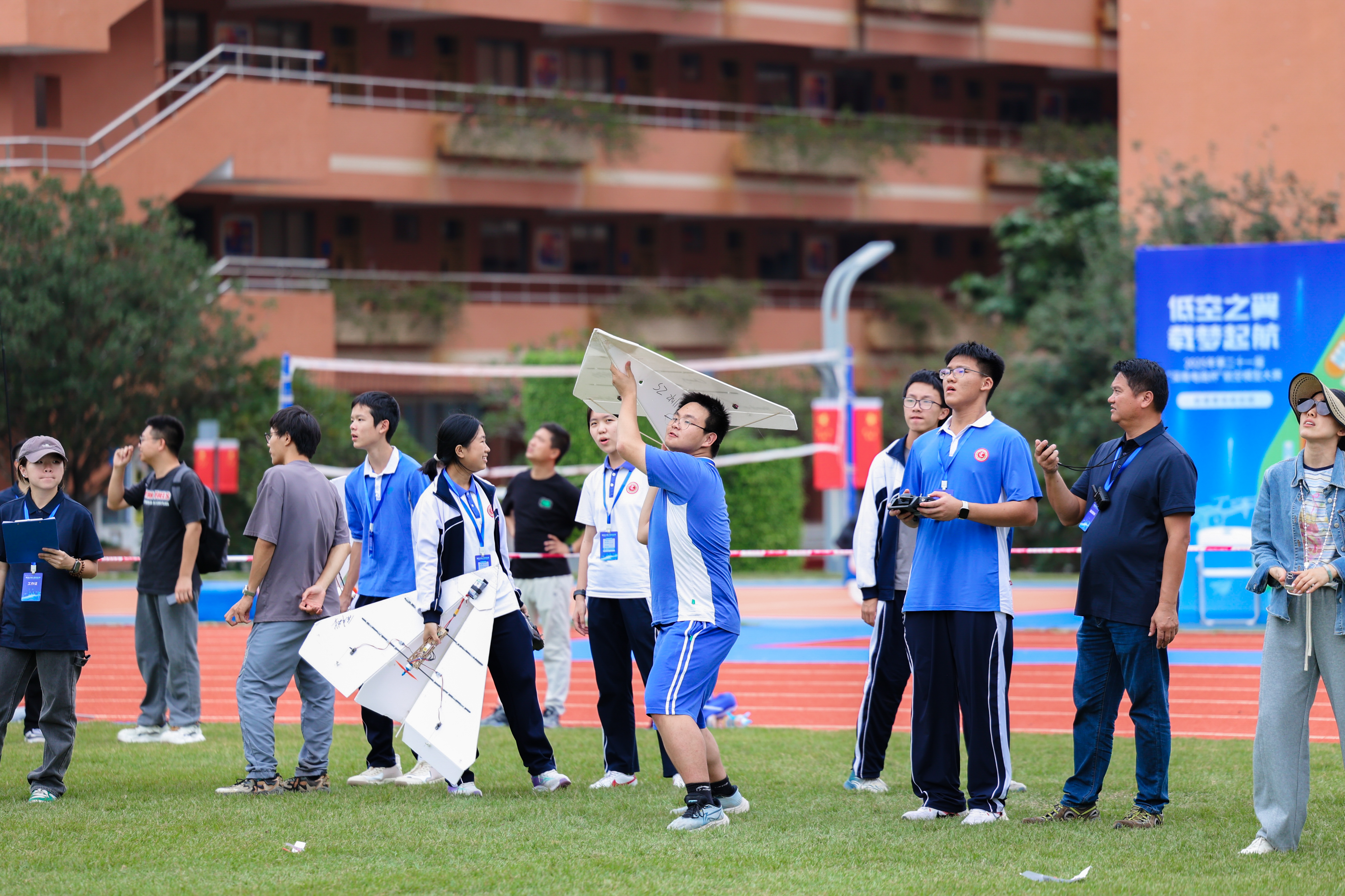 第21届“深南电路杯”航空模型大赛:低空经济与青少年科普深度融合