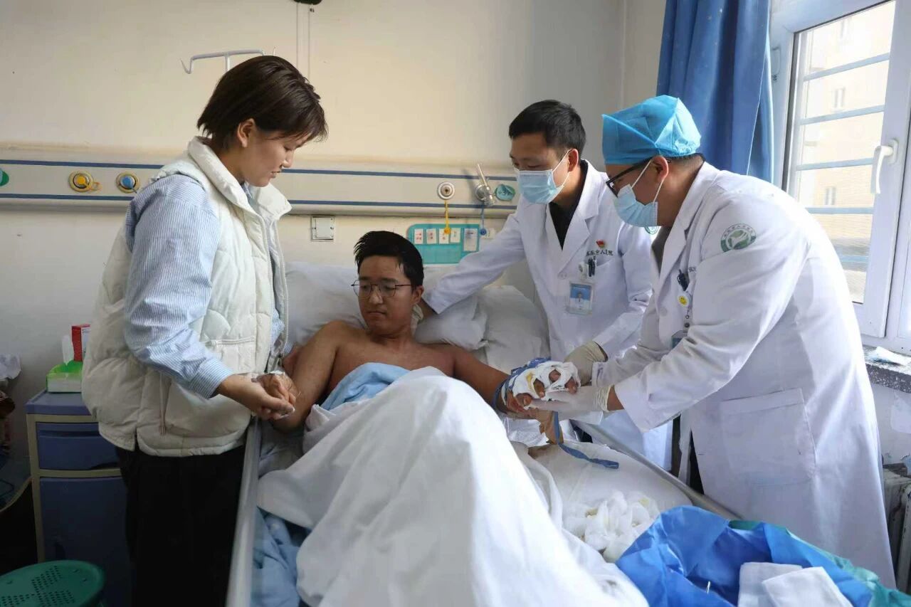 宁波援疆力量再创生命奇迹 库车市首例上肢离断再植手术成功实施