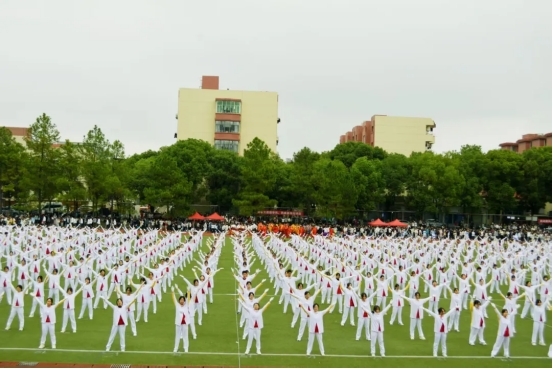 “体”梦启航育芳华:江西生物科技职业学院第二十三届田径运动会开幕