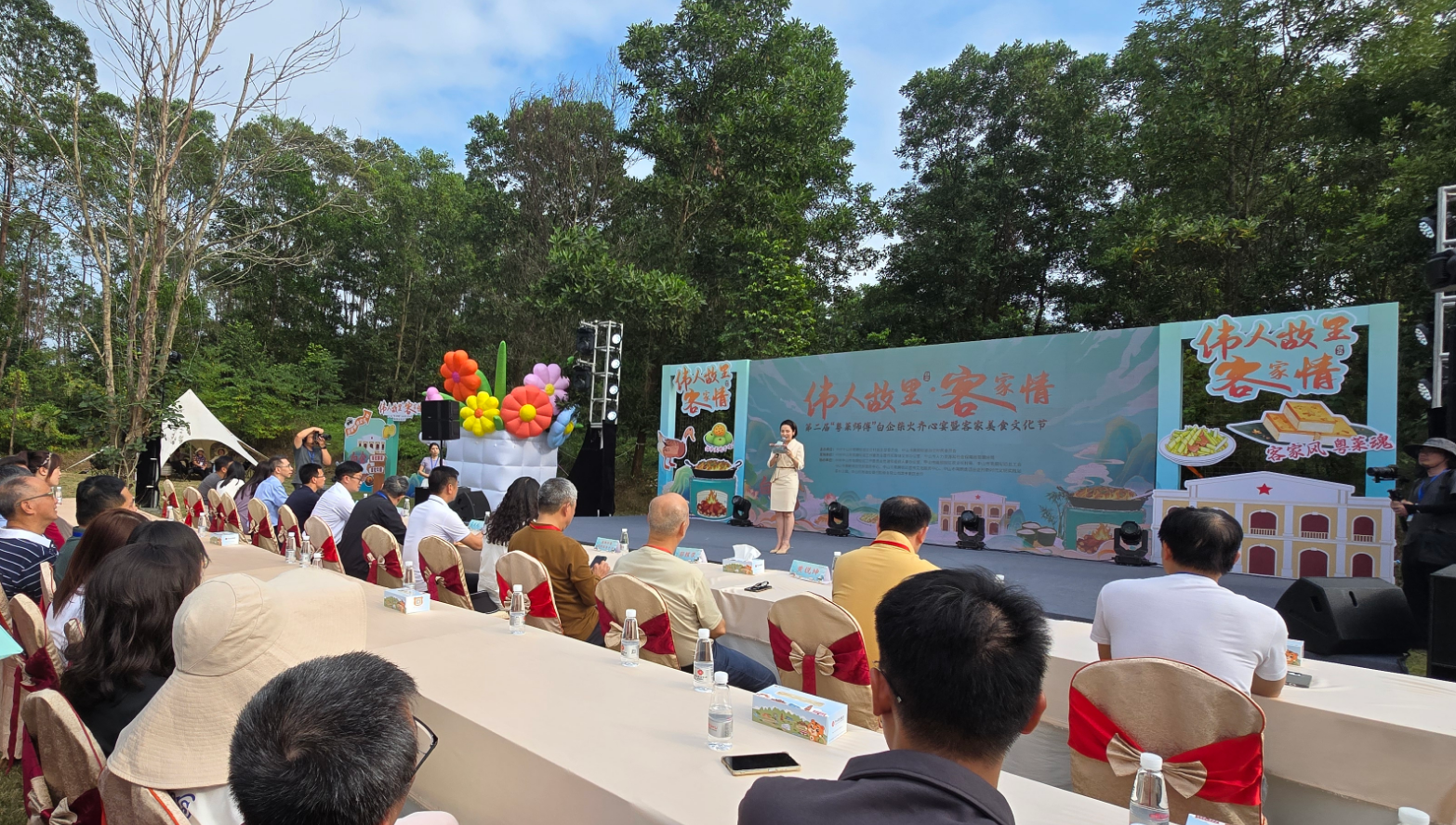 以美食为纽带“系”起乡村振兴 中山南朗白企村用柴火烹出“兴旺气”