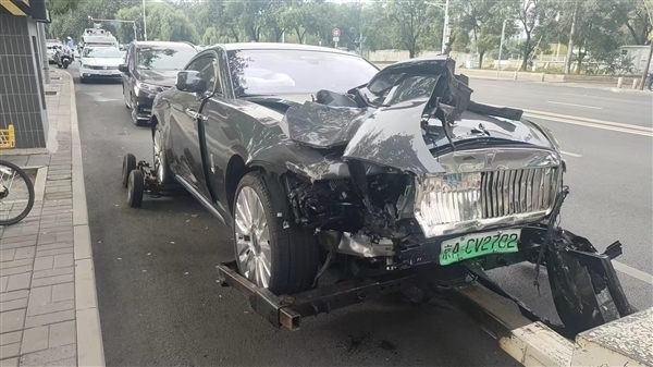 闪灵事故后为何不再买一台劳斯莱斯 陈震:过不了自己这关