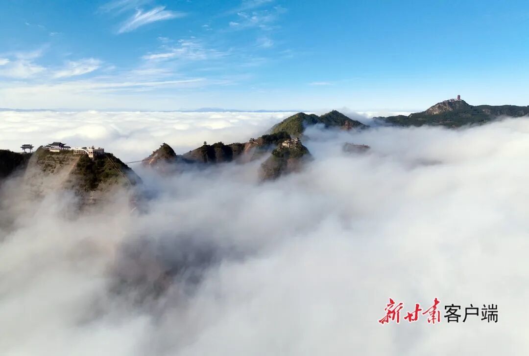 秋季到甘肃看“海” 畅游云端当自在小神仙