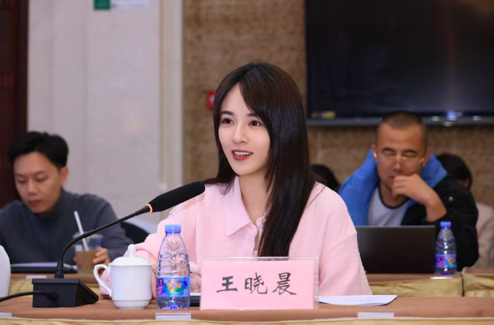 研讨｜《欢乐家长群2》：“冒着热气”的真实生活最动人