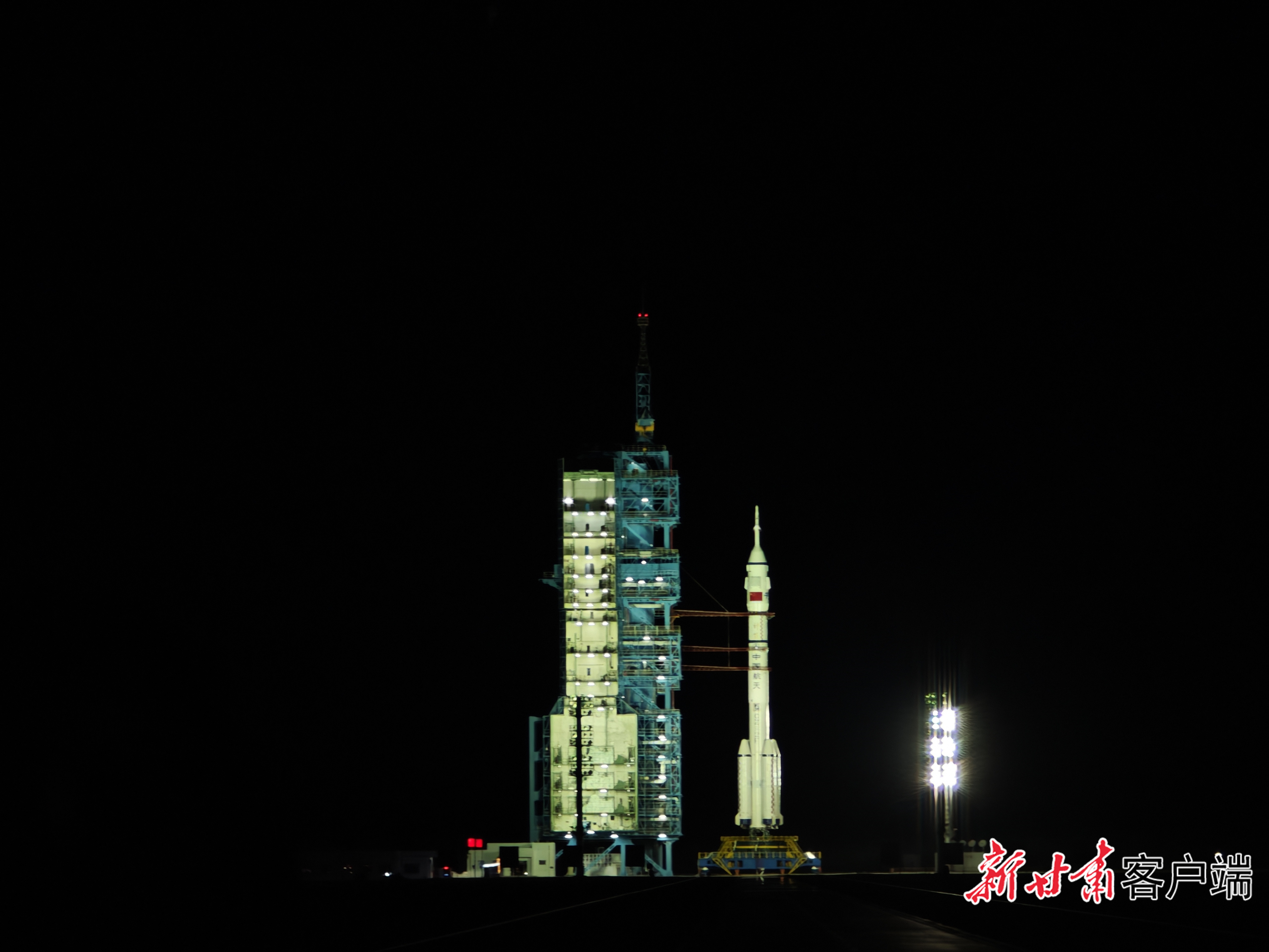 火箭发射前(新甘肃·甘肃日报记者 吴涵)