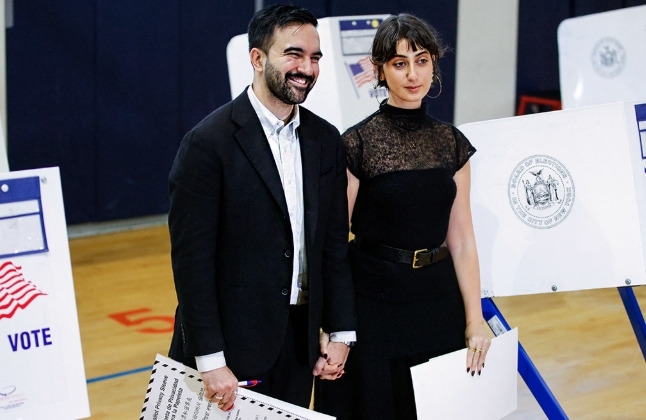 马姆达尼和妻子