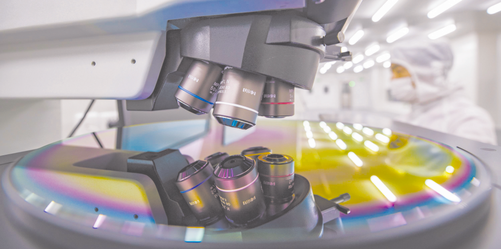 鼎龙控股光显材料生产线