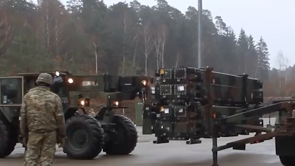 西方援乌武器扎堆到位，俄核威慑秀肌肉能换谈判筹码吗？