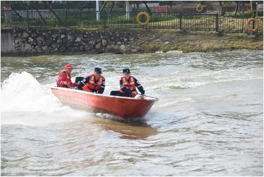 服务基层应急能力提升建设暨自然灾害应急新技术新装备联训顺利结业