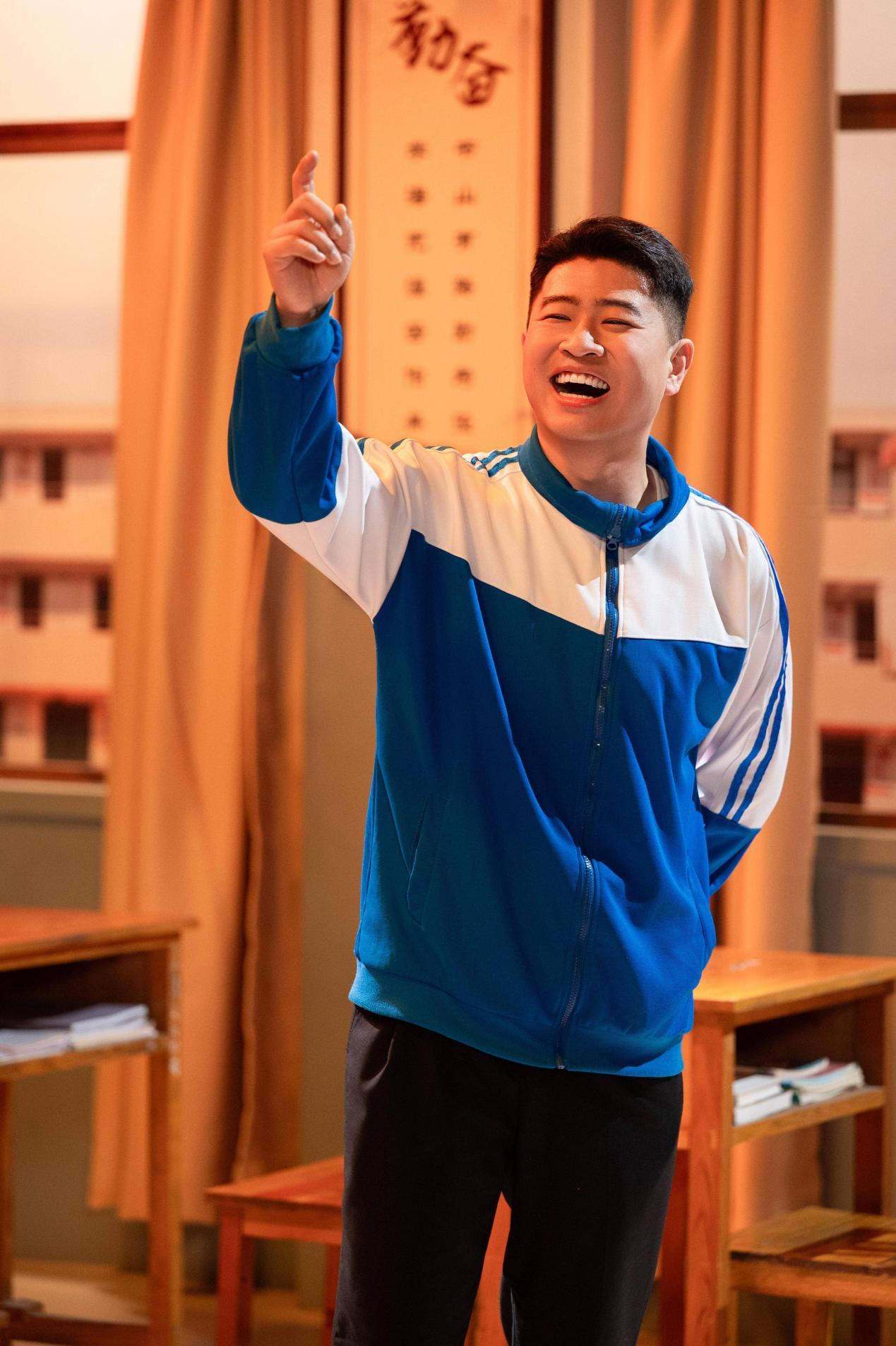 在《开学第一天》中，杨雨光塑造了杨班长