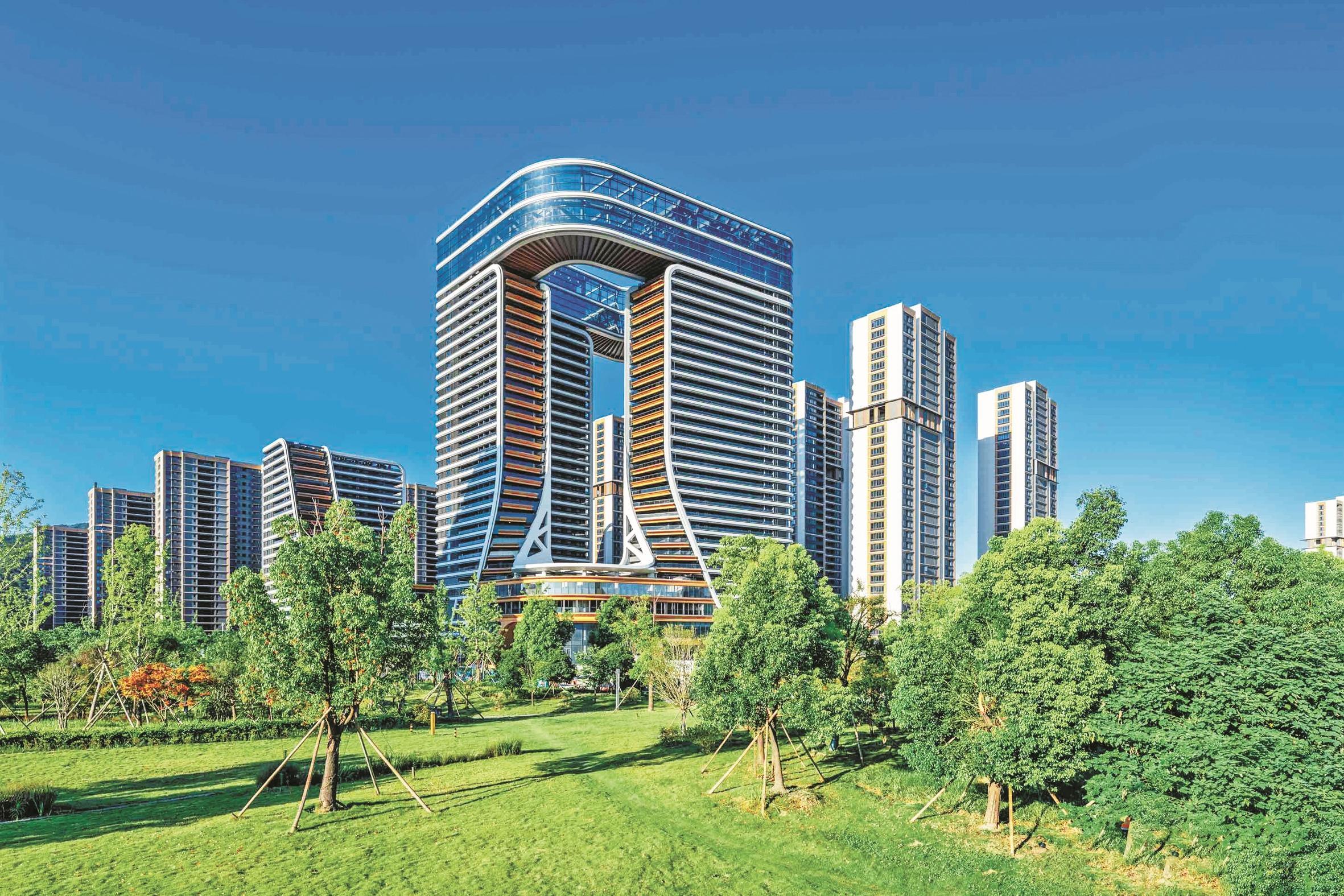 今年我市首个完工的新建类未来社区（完整社区）北仑通山社区。（冯瑄 摄）