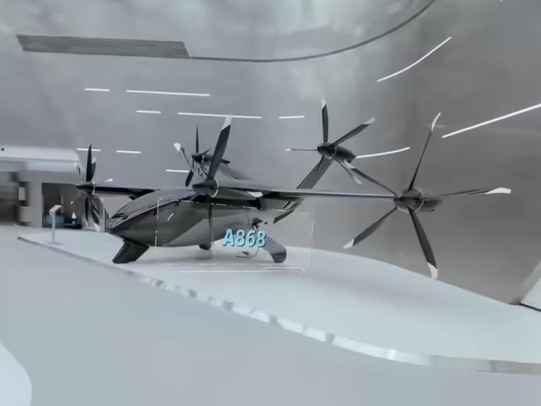 小鹏新总部“航站楼”汇天全新展厅首次公开,陆空一体飞行汽车等集体亮相