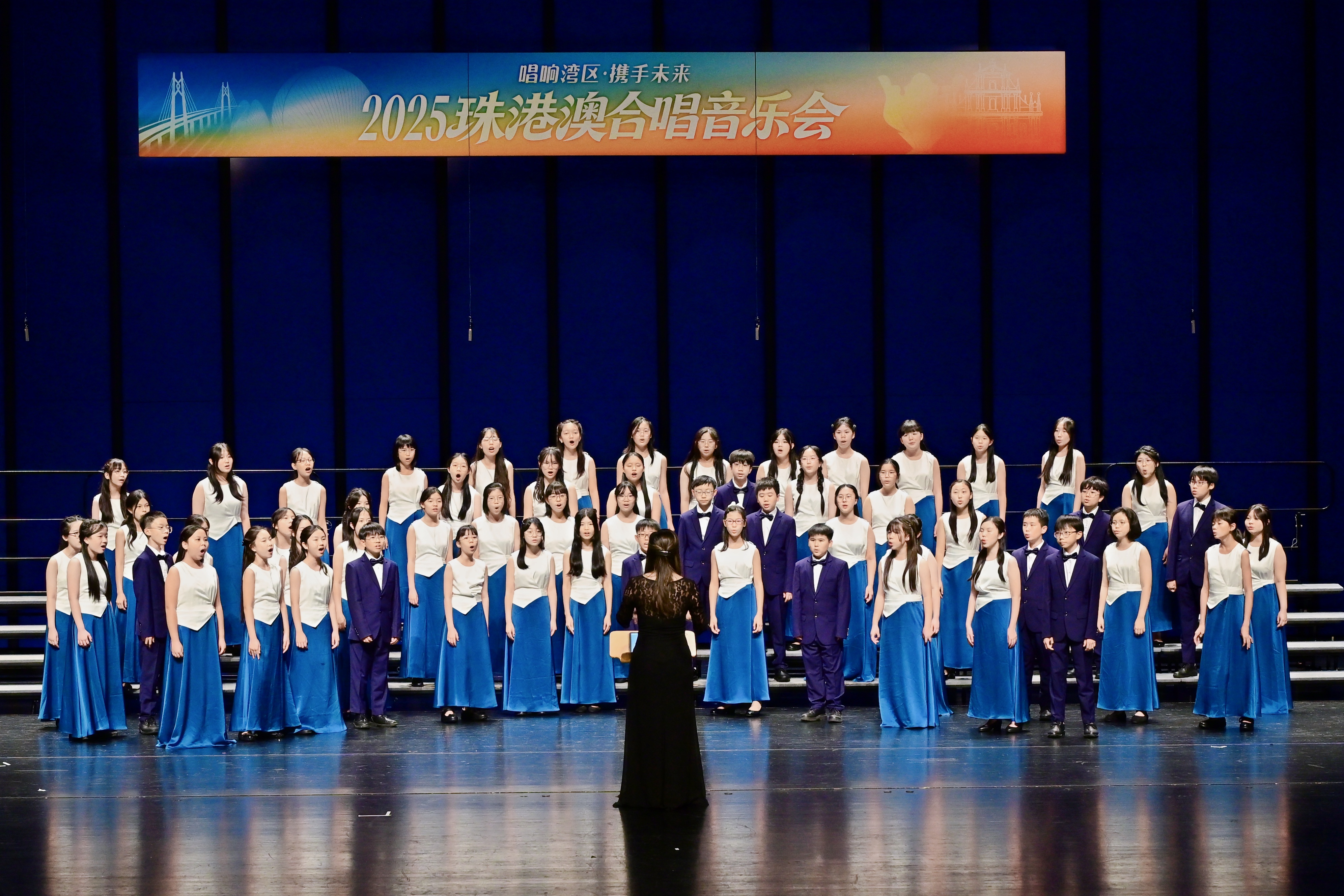 以歌声为纽带搭建文化连心桥 2025珠港澳合唱音乐会在珠海举办