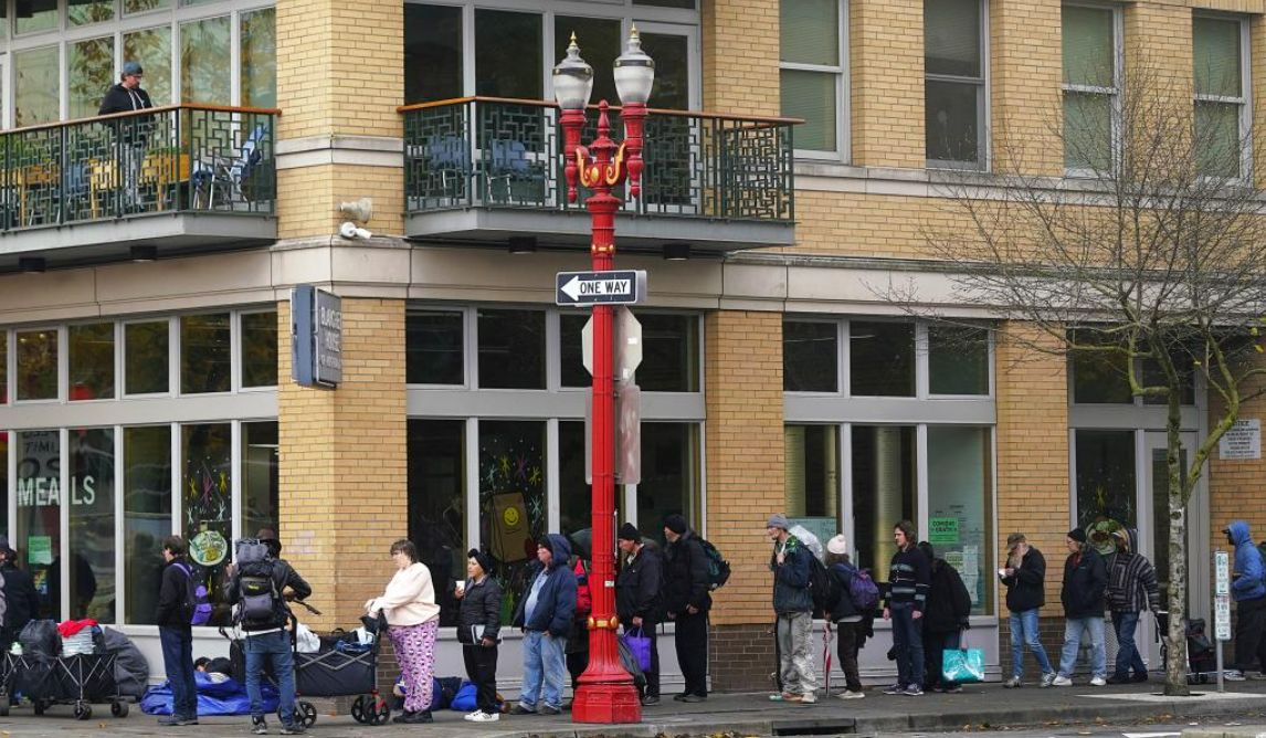 “停摆”追平纪录 美交通部长警告“大规模混乱”即将来临